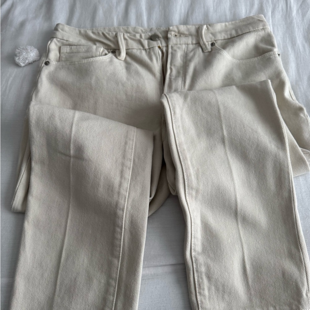 Good American cream colored jesns, size 31